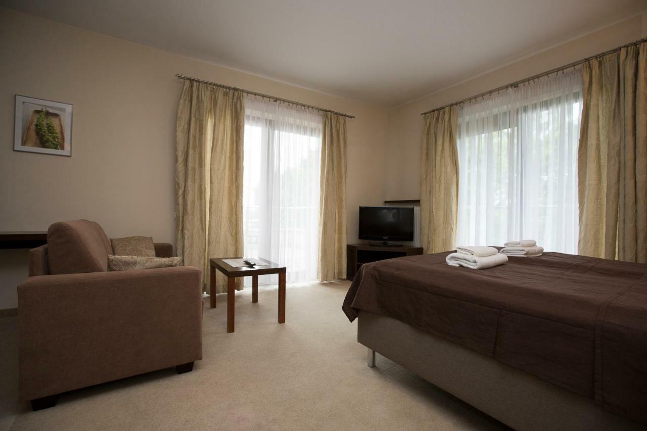 Willa Port Apartament Lilia أوسترودا المظهر الخارجي الصورة