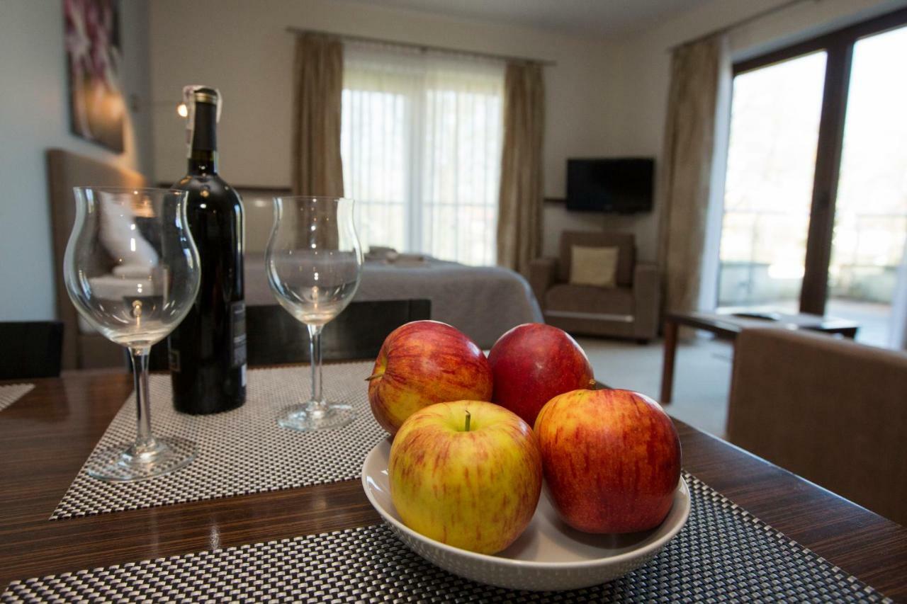 Willa Port Apartament Lilia أوسترودا المظهر الخارجي الصورة