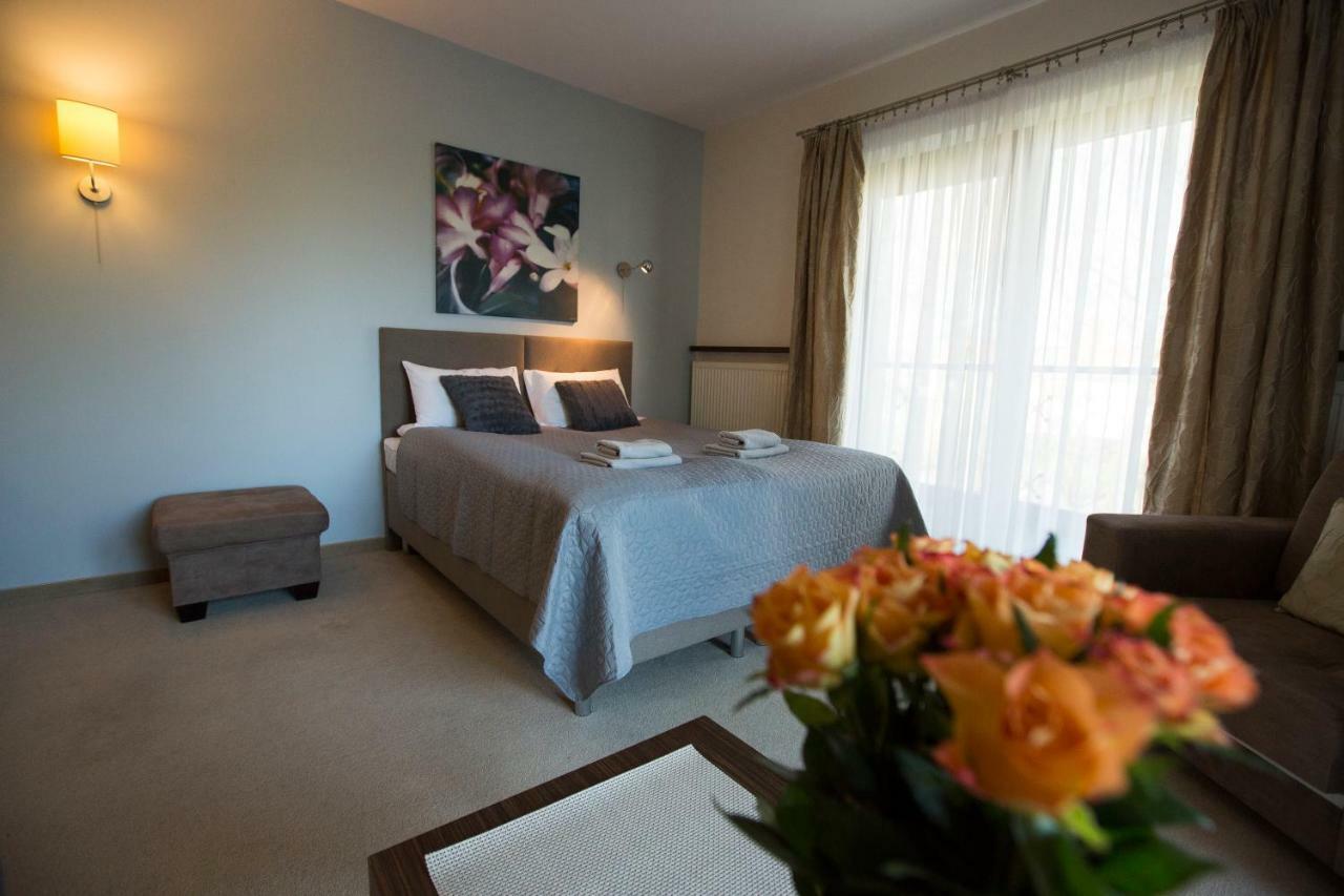 Willa Port Apartament Lilia أوسترودا المظهر الخارجي الصورة